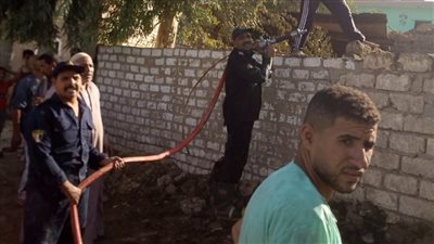 إصابة شخصين في حريق منزل بقرية عرب العطيات البحرية بأسيوط