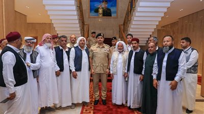 وفد من عمد ومشايخ مطروح يتوجه إلى ليبيا بعد مقتل الشاب المحفوظي