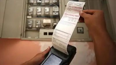 تأخر تحصيل فواتير الكهرباء يثير استغاثات أهالي الجيزة.. والشركة تعد بحل الأزمة