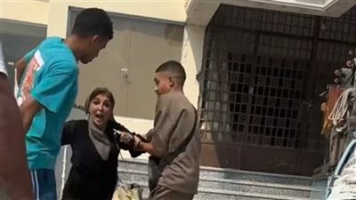تحديد جلسة 25 سبتمبر لمحاكمة متهمين بالتعدي على المحامية همت الأزهري بالمقطم