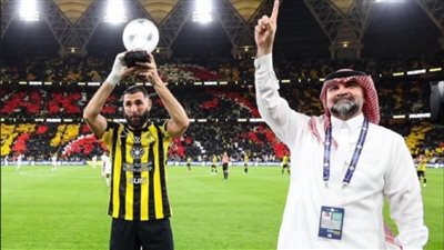 بعد إقالة المدرب.. رئيس نادي الاتحاد: مقولة إن بنزيما يفرض رأيه عارٍ من الصحة وافتراء كبير