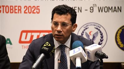 وزير الرياضة: نواجه تحديًا كبيرًا للحفاظ على لاعبينا من التجنيس وننفذ برامج دعم مستمرة