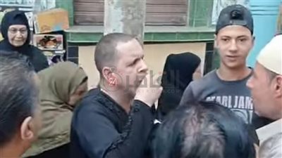 يرتدي النقاب.. ضبط متسول تنكر في زي امرأة لجمع الأموال بالغربية