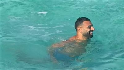 استعدادا لـ مانشستر يونايتد.. محمد صلاح ينهي إجازته بالغردقة ويعود إلى ليفربول