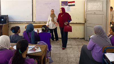 تعليم القاهرة تشدد على منع اصطحاب الهواتف المحمولة للطلاب وتطبيق نظام التقييمات