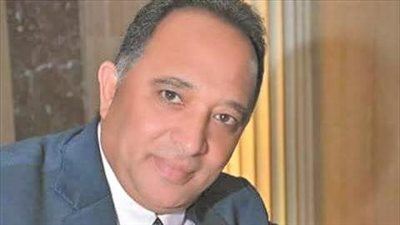 بعد تحسن حالتها الصحية.. والدة المخرج حسني صالح تغادر العناية المركزة