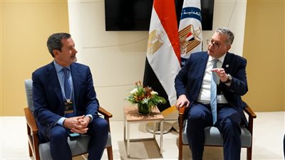 وزير البترول يبحث مع قادة شركات الطاقة العالمية تعزيز التعاون في استكشاف الغاز بمصر