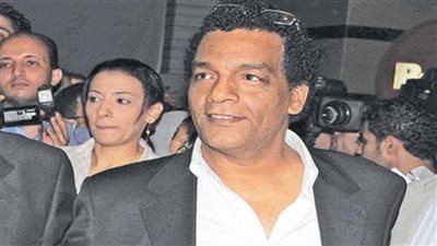 ظل بالعناية المركزة لمدة شهرين.. تفاصيل الأيام الأخيرة في حياة المؤلف أحمد عبد الله