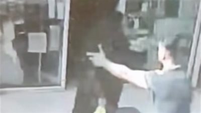 ضربت أمي.. اعترافات شاب صفع سيدة على وجهها في الشارع بالشرقية
