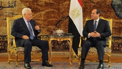 الرئيس السيسي يهنئ نظيره الفلسطيني بذكرى العيد الوطني
