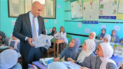 وزير التعليم خلال جولة مفاجئة بمدارس كفر الشيخ: نهدف لإعداد جيل قادر على الإبداع وصانع للتكنولوجيا
