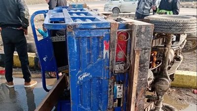 مصرع طالب وإصابة آخر في انقلاب تروسيكل بسوهاج