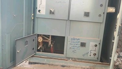 حروق خطيرة.. إصابة صغيرين صعقًا من كشك كهرباء بسوهاج │صور