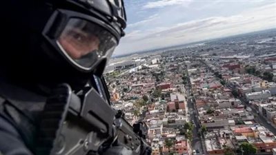تقارير: ترامب يقدم تبريرًا يحبه الناس بشأن استهداف عصابات المخدرات خلافًا للتبرير القانوني 