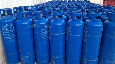 ضبط 34 طن سولار داخل محطة تموين بمطروح قبل بيعها بالسوق السوداء 