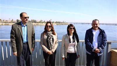 وزيرتا التخطيط والتنمية المحلية ومحافظ سوهاج يتفقدون ممشى كورنيش النيل ويفتتحون حديقة مدينة ناصر 