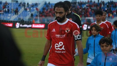  بعد إشارة الوداع.. مصدر بالأهلي يكشف موقف النادي من تجديد عقد حسين الشحات