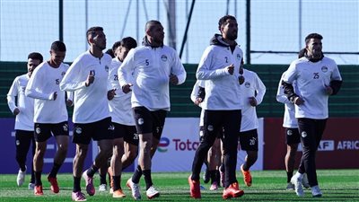 وسط الأمطار.. منتخب مصر يتوجه لخوض مرانه الثاني استعدادًا لمباراة جنوب إفريقيا