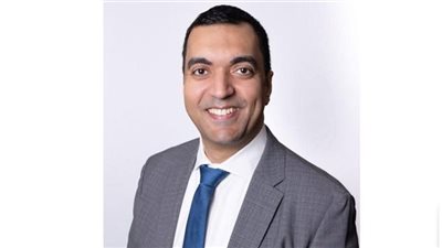 القاهرة 24 ينفرد بأول حوار مع العالم محمد الألفي أول مصري وعربي ينتخب رئيسا للكلية الملكية لأطباء العيون بلندن