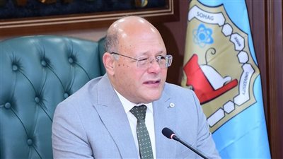 جامعة سوهاج تطلق منظومة الرعاية الصحية الشاملة للعاملين بها اعتبارا من اليوم