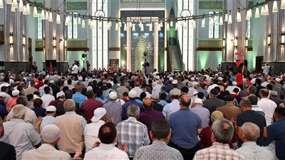 مواعيد الصلاة في التوقيت الصيفي.. صلاة الجمعة الساعة كام؟
