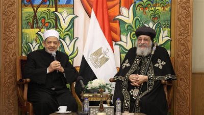ليلة ميلاد المحبة بين المصريين.. يوم مولد الطيب يتزامن مع احتفالات الأقباط بعيد الميلاد المجيد