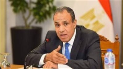  وزير الخارجية يتفقد خلية عمل القطاع القنصلي لمتابعة أوضاع الجاليات المصرية بالمنطقة