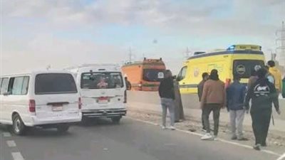 إصابة 3 أشخاص إثر انقلاب سيارة في الشيخ زويد