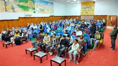 إقبال كبير من الطلاب على محاضرات الشهادة الإعدادية بالوادي الجديد | صور