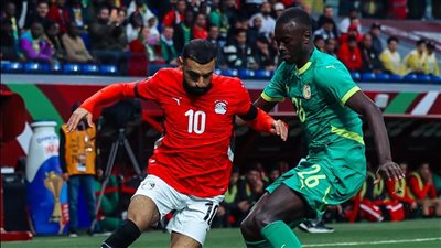بسبب تعنته.. المنسق الإعلامي لمباراة مصر والسنغال يثير استياء البعثة المصرية