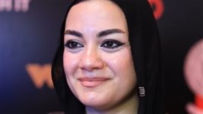 أمنية باهي: ميد ترم هيخلي الناس تتكلم عن مشاكلها من غير كسوف.. وعندي تروما من الوحدة