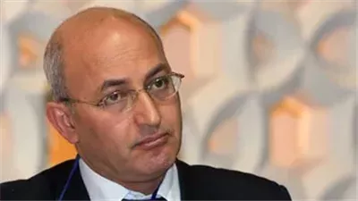 سيد علي يتضامن مع محرر القاهرة 24.. ويؤكد: الصحافة ليست جريمة