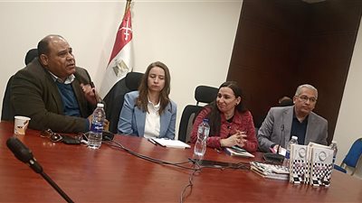 مناقشة المجموعة القصصية شطرنج في معرض الكتاب 