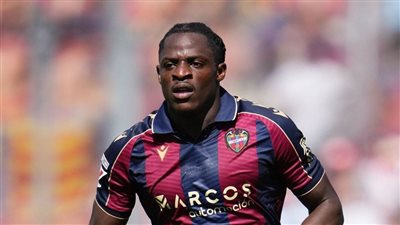 بسبب الشرط الجزائي.. برشلونة يتراجع عن ضم لاعب ليفانتي 