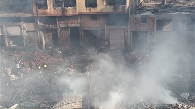 شهود عيان يروون تفاصيل نشوب حريق الزرايب بمنشأة ناصر