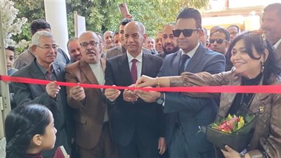 تيسيرًا على المواطنين.. وكيل صحة سوهاج يفتتح وحدة العلاج الطبيعي وعيادة الأسنان بكوم إشقاو