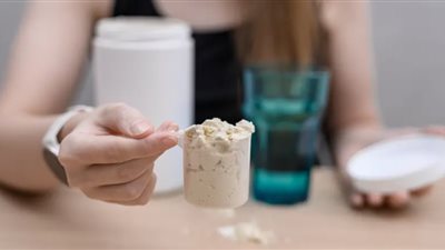 الكرياتين.. مكمل اقتصادي يرفع طاقتك ويساعد عضلاتك على النمو