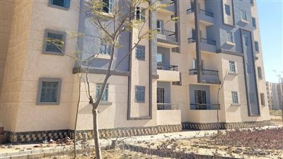 وزير الإسكان يشدد على تكثيف الأعمال والمرور على مواقع تنفيذ وحدات سكن لكل المصريين