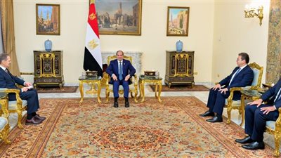  الرئيس السيسي يستقبل رئيس جهاز الاستخبارات الخارجية الروسية بحضور اللواء حسن رشاد