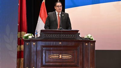 برعاية رئيس مجلس الوزراء.. انطلاق فعاليات مؤتمر جامعة القاهرة حول التحكيم في عقود الاستثمار