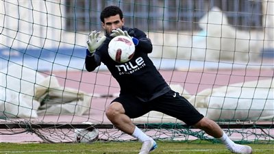 موقف محمد عواد من مواجهة الزمالك والمصري البورسعيدي في الدوري