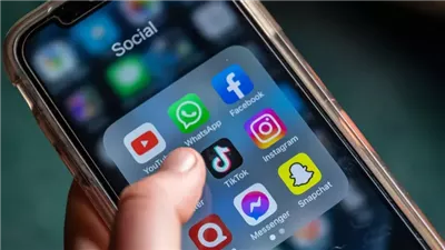 اليونان تتحرك لحماية الأطفال.. حظر مرتقب لوسائل التواصل يشعل الجدل بين الأسر