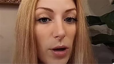 اتهمني بالزنا.. إيطالية تجمع 40 ألف توقيع لاستعادة صغيرتها من طليقها المصري
