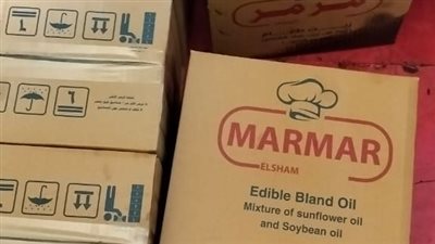 يقلد علامات شهيرة.. ضبط مصنع زيت طعام يعمل دون ترخيص 
