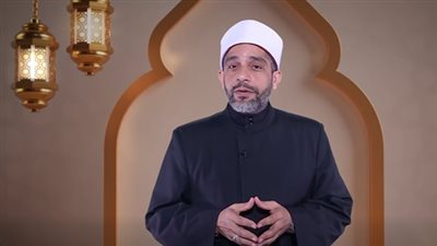 أمين الفتوى: يجب على الزوج إخراج زكاة الفطر عن زوجته حتى لو كانت تعمل ولها دخل