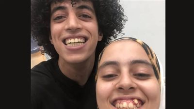 بيكتبوا لها على الكراسة.. منشور مؤثر لشاب يكشف معاناة شقيقته من التنمر 