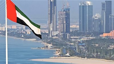 الدفاع الإماراتية: و21 مسيّرة إيرانية تستهدف مواقع مدنية.. وإصابات بين مصريين