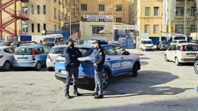 توقيف شاب مصري يحمل مسدسا وساطورا بعد مطاردة أمنية في إيطاليا