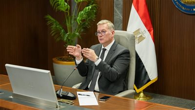 بعد نجاحها في الصحراء الغربية.. وزير البترول: تسريع تقنيات الحفر الأفقي والتكسير الهيدروليكي لزيادة الإنتاج