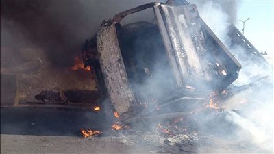 نشوب حريق في سيارة نصف نقل على محور منفلوط بأسيوط دون إصابات